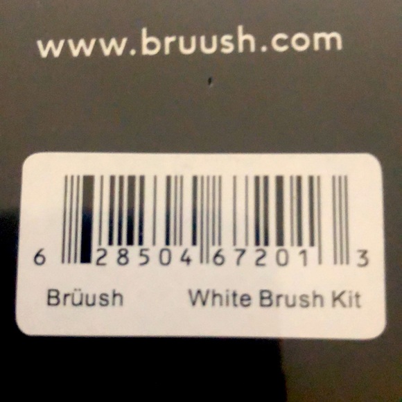 NWT Brüush White Electric Toothbrush Kit & 3 Brush Heads - Picture 6 of 6
